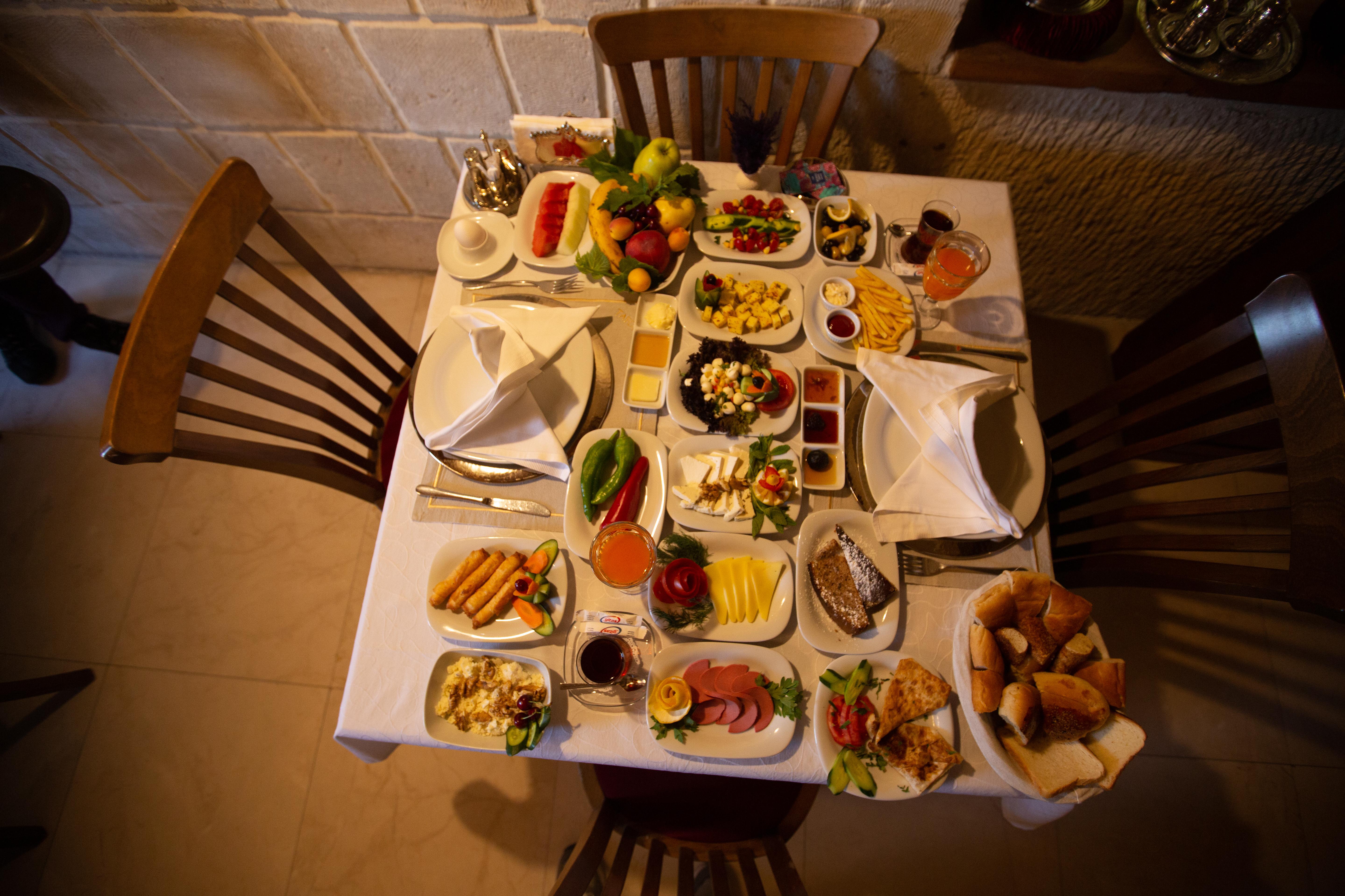 Tafoni Houses Cave Hotel Ortahisar Exterior photo