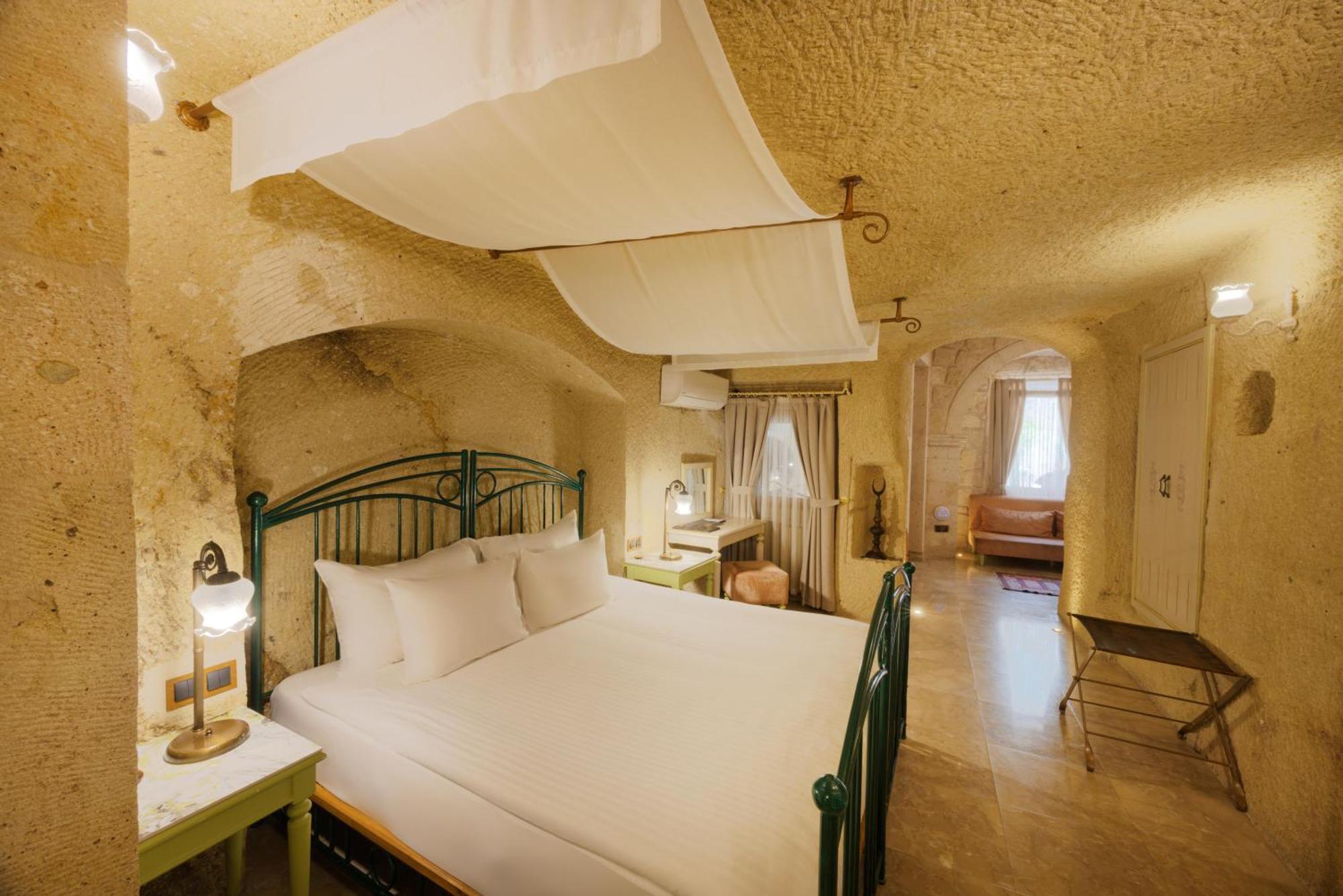 Tafoni Houses Cave Hotel Ortahisar Exterior photo