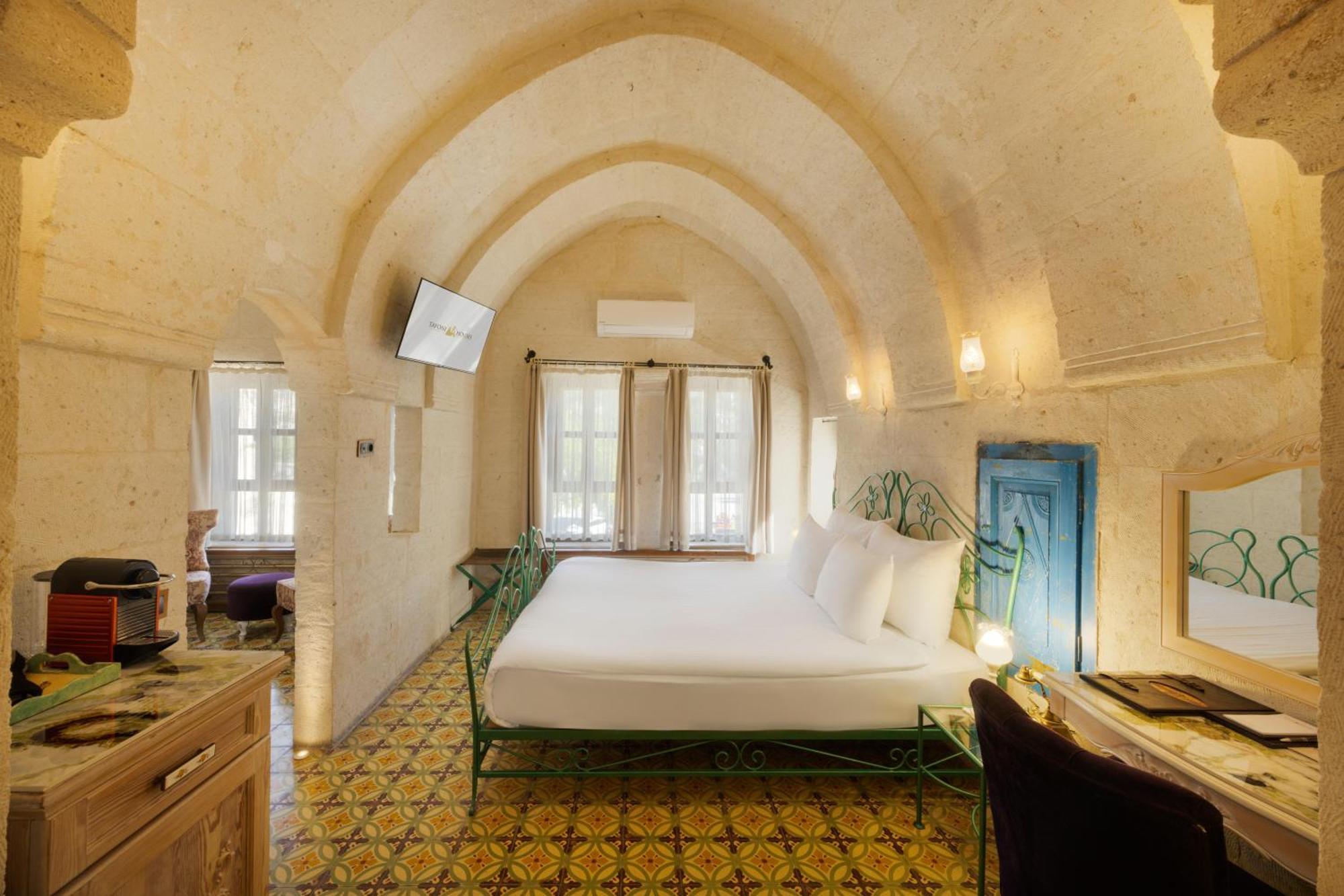 Tafoni Houses Cave Hotel Ortahisar Exterior photo