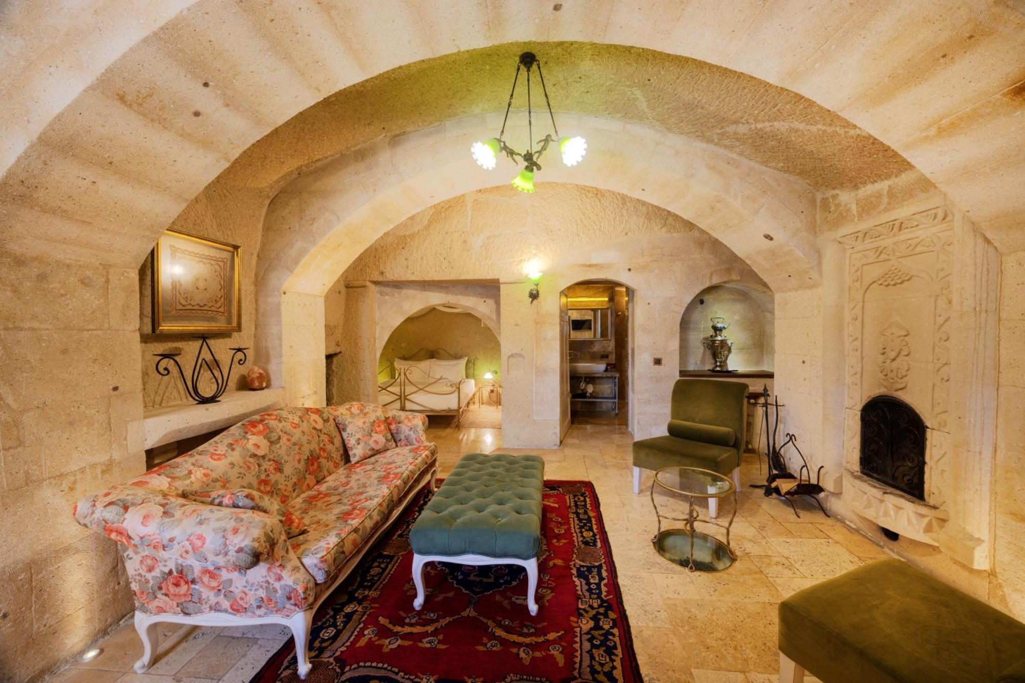 Tafoni Houses Cave Hotel Ortahisar Exterior photo