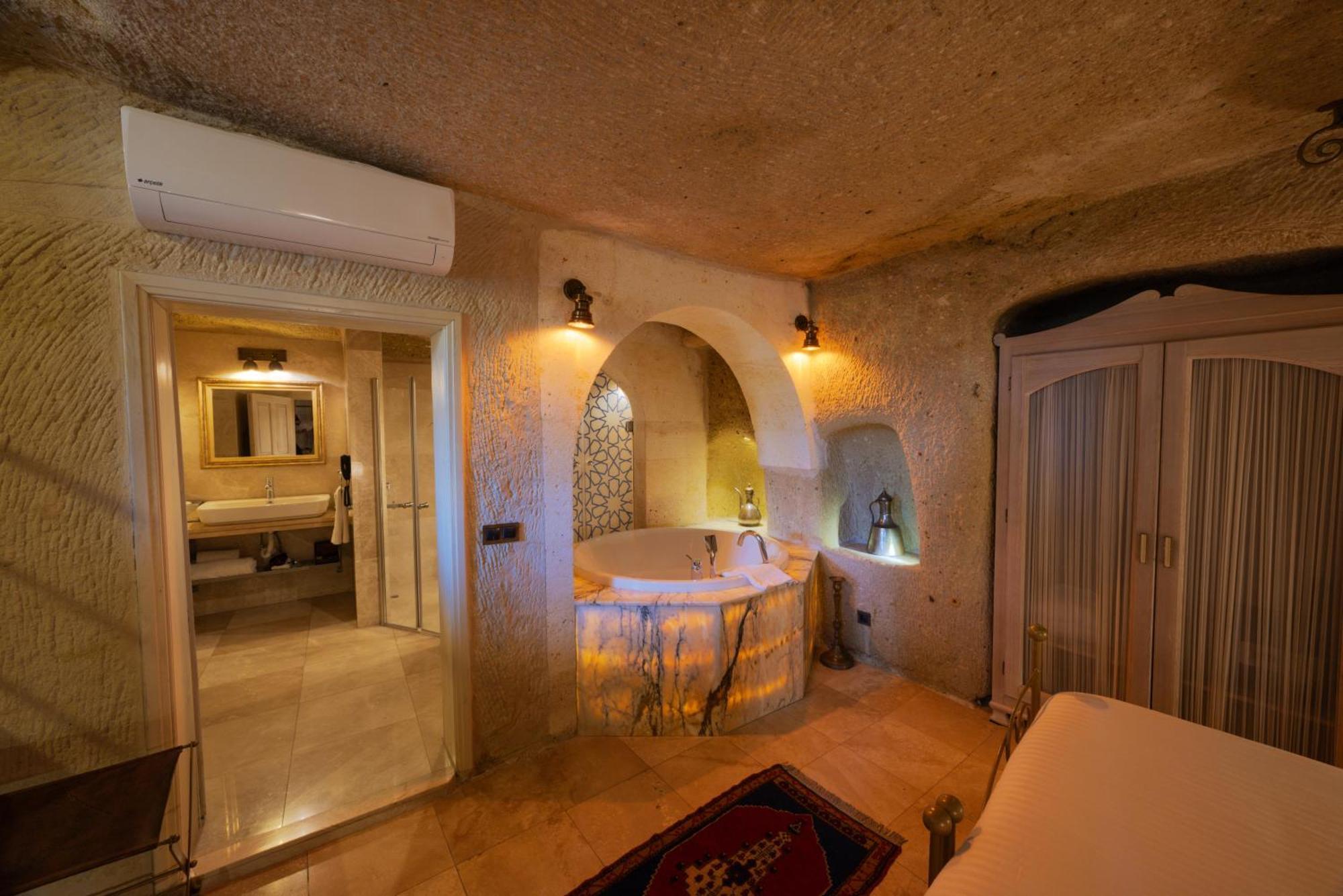 Tafoni Houses Cave Hotel Ortahisar Exterior photo